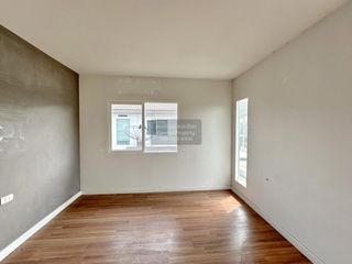 Haus zum Kauf mit 3 Zimmer in Krathum Baen, Samut Sakhon