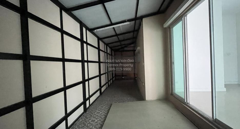 For sale 3 bedrooms house in Khlong Sam Wa, Bangkok