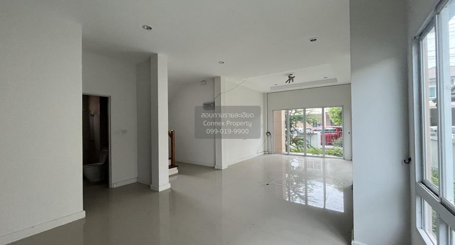 For sale 3 bedrooms house in Khlong Sam Wa, Bangkok