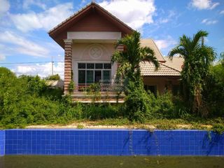 Casa en venta de 8 habitaciones en Kamphaeng Saen, Nakhon Pathom