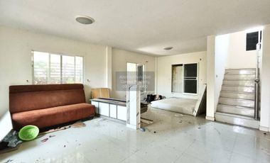 Casa en venta de 3 habitaciones en Min Buri, Bangkok
