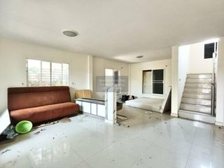 Casa en venta de 3 habitaciones en Min Buri, Bangkok
