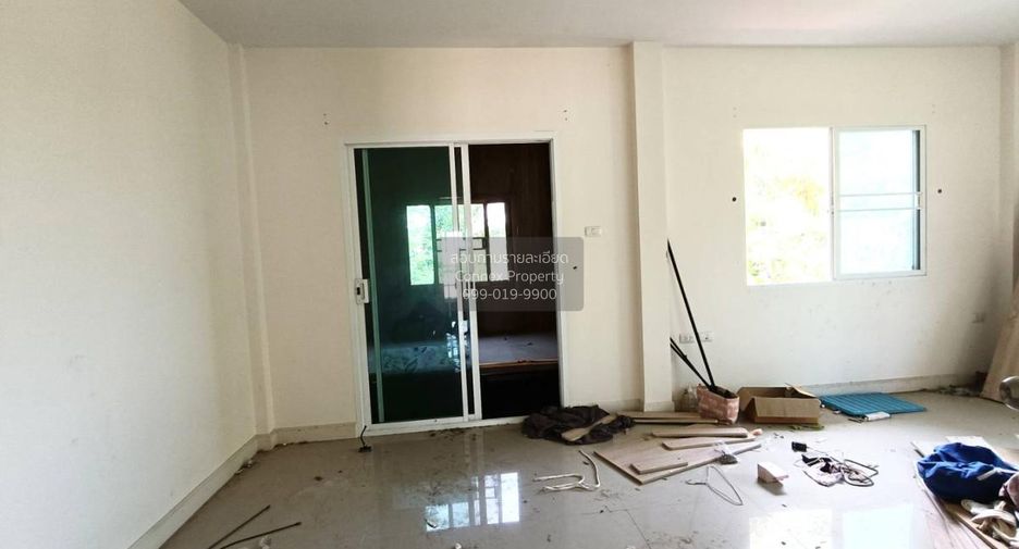 Casa en venta de 3 habitaciones en Min Buri, Bangkok