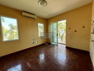For sale 3 bedrooms house in Mueang Samut Sakhon, Samut Sakhon