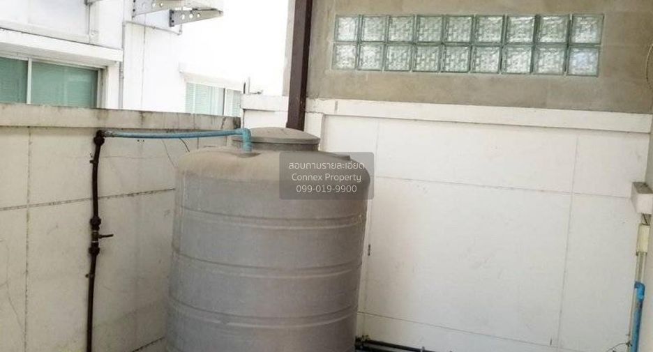 For sale 2 bedrooms townhouse in Lat Krabang, Bangkok