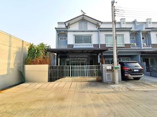 For sale 3 bedrooms townhouse in Bang Bua Thong, Nonthaburi