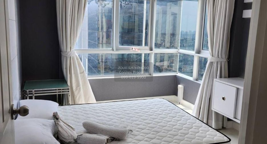 For sale 2 bedrooms condo in Huai Khwang, Bangkok