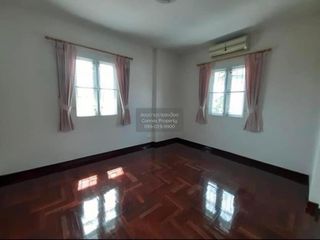 Casa en venta de 3 habitaciones en Min Buri, Bangkok