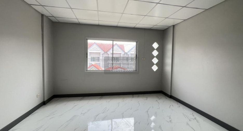 For sale 2 bedrooms townhouse in Bang Bua Thong, Nonthaburi