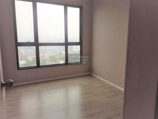For sale 1 bed condo in Mueang Samut Prakan, Samut Prakan