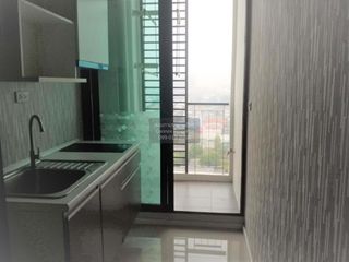 For sale 1 bed condo in Mueang Samut Prakan, Samut Prakan