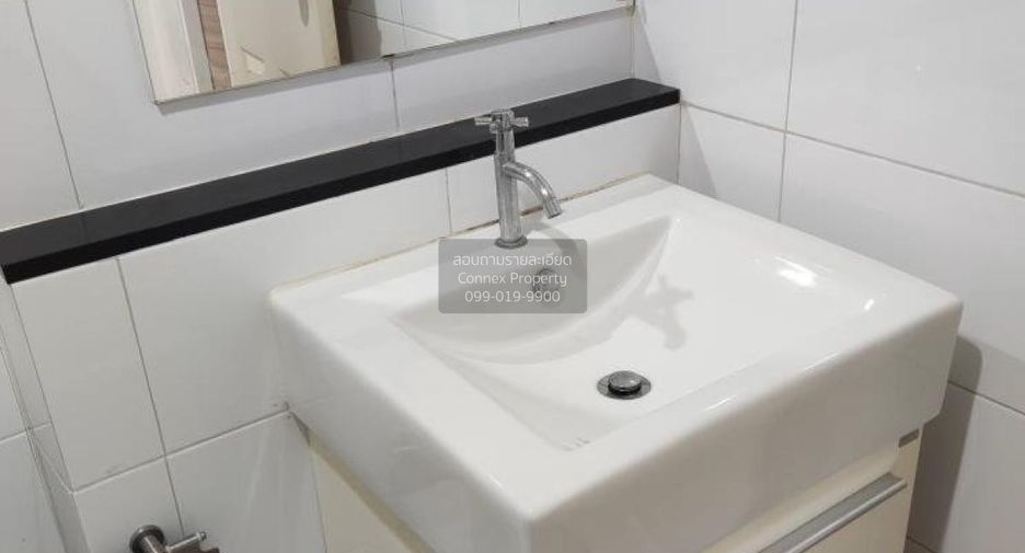 For sale 2 bedrooms condo in Mueang Samut Prakan, Samut Prakan