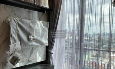 For sale 3 bedrooms condo in Din Daeng, Bangkok