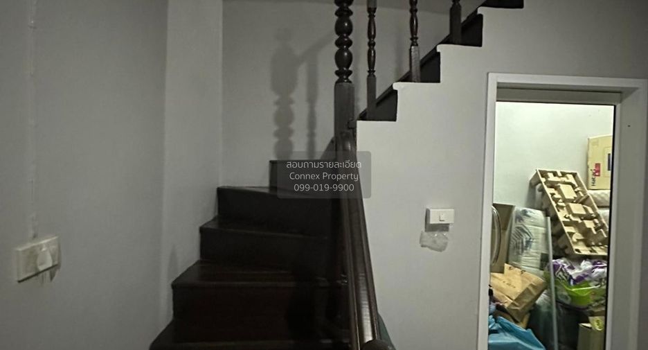 À vendre 2 chambres maison de ville à Sai Mai, Bangkok