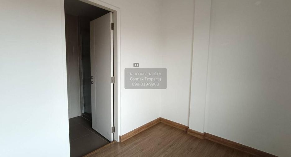 For sale 4 bedrooms townhouse in Bueng Kum, Bangkok