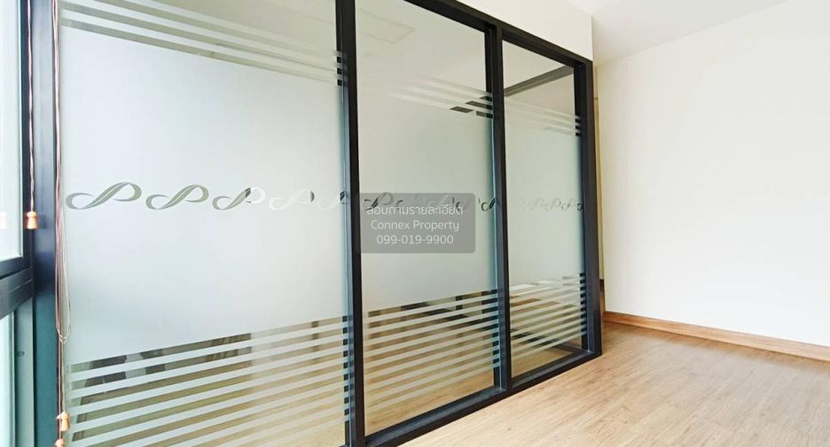 For sale 4 bedrooms townhouse in Bueng Kum, Bangkok