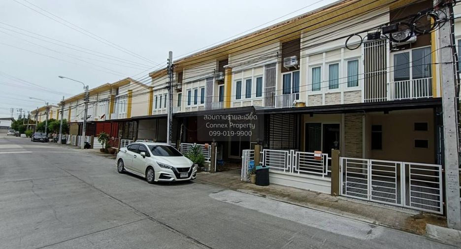 Продажа 4 спальни таунхаус в Sai Noi, Нонтабури