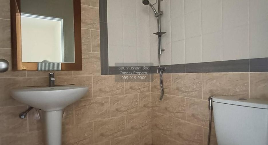 Продажа 4 спальни таунхаус в Sai Noi, Нонтабури