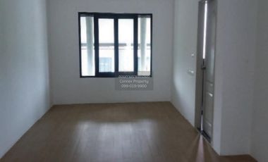Reihenhaus zum Kauf mit 4 Zimmer in Suan Luang, Bangkok