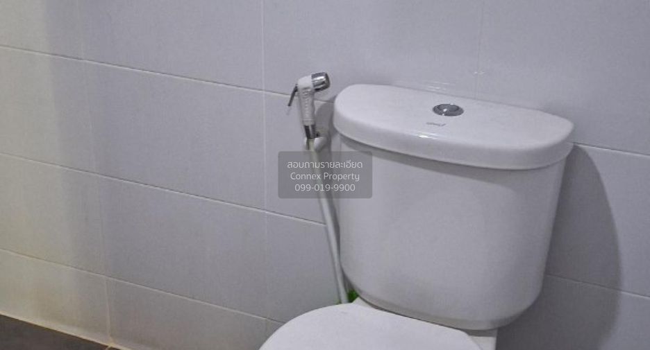 For sale 4 bedrooms townhouse in Sai Noi, Nonthaburi