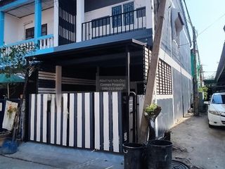 For sale 2 bedrooms townhouse in Mueang Nonthaburi, Nonthaburi