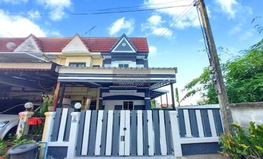 Casa adosada en venta de 2 habitaciones en Lam Luk Ka, Pathum Thani
