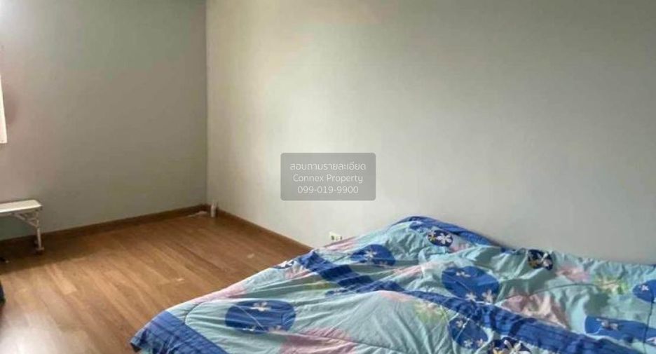 For sale 3 bedrooms townhouse in Sai Noi, Nonthaburi