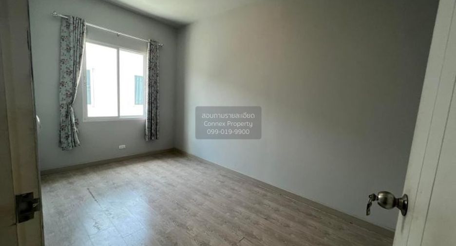 For sale 3 bedrooms townhouse in Phutthamonthon, Nakhon Pathom