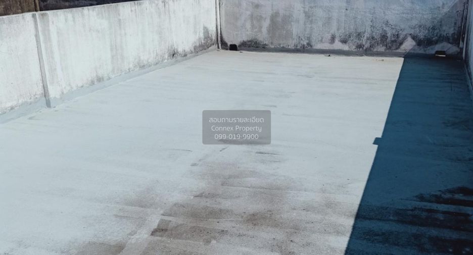 Local comercial en venta de 5 habitaciones en Bang Kapi, Bangkok