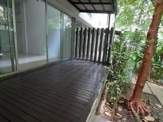 Reihenhaus zum Kauf mit 3 Zimmer in Khan Na Yao, Bangkok