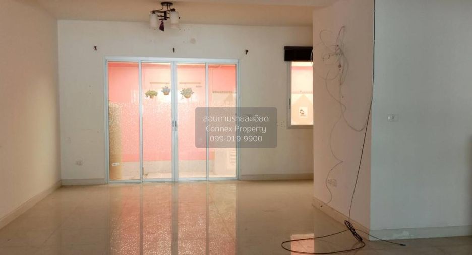 For sale 3 bedrooms townhouse in Bang Pa-in, Phra Nakhon Si Ayutthaya