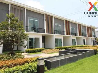 Casa adosada en venta de 3 habitaciones en Khlong Luang, Pathum Thani