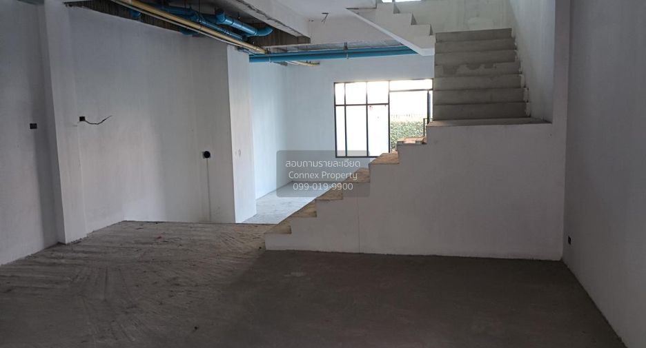 Local comercial en venta de 3 habitaciones en Wang Thonglang, Bangkok