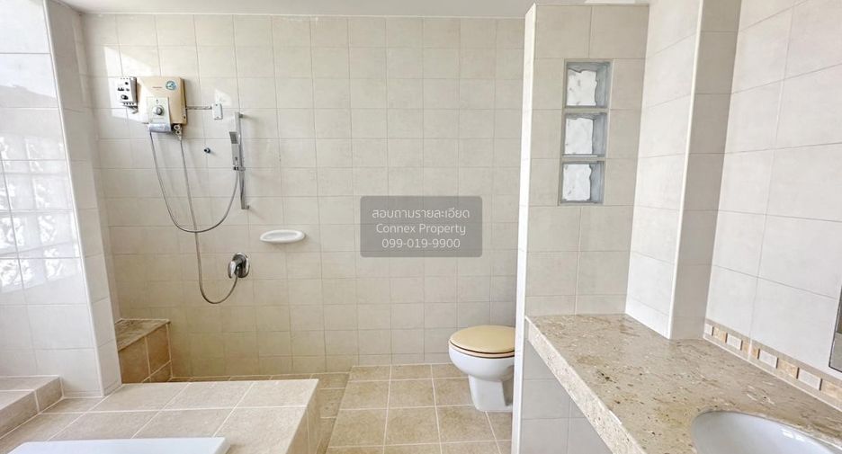 For sale 3 bedrooms house in Phutthamonthon, Nakhon Pathom