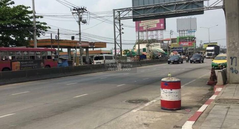À vendre 5 chambres local commercial à Bang Bua Thong, Nonthaburi