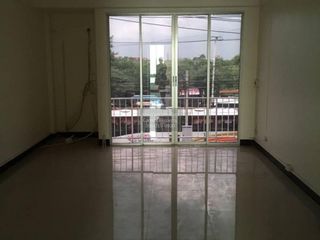 À vendre 5 chambres local commercial à Bang Bua Thong, Nonthaburi