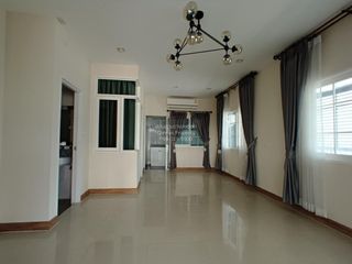 Продажа 3 спальни таунхаус в Лак Си, Бангкок