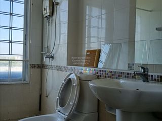 Продажа 3 спальни таунхаус в Сапхан Сунг, Бангкок