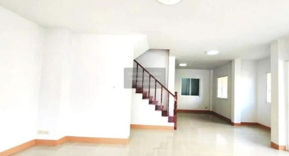 For sale 3 bedrooms townhouse in Thanyaburi, Pathum Thani