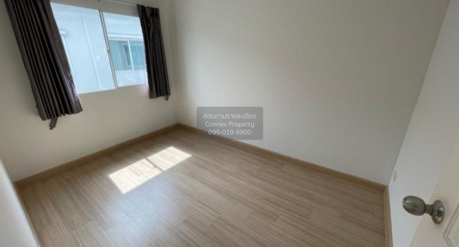 For sale 3 bedrooms townhouse in Pak Kret, Nonthaburi
