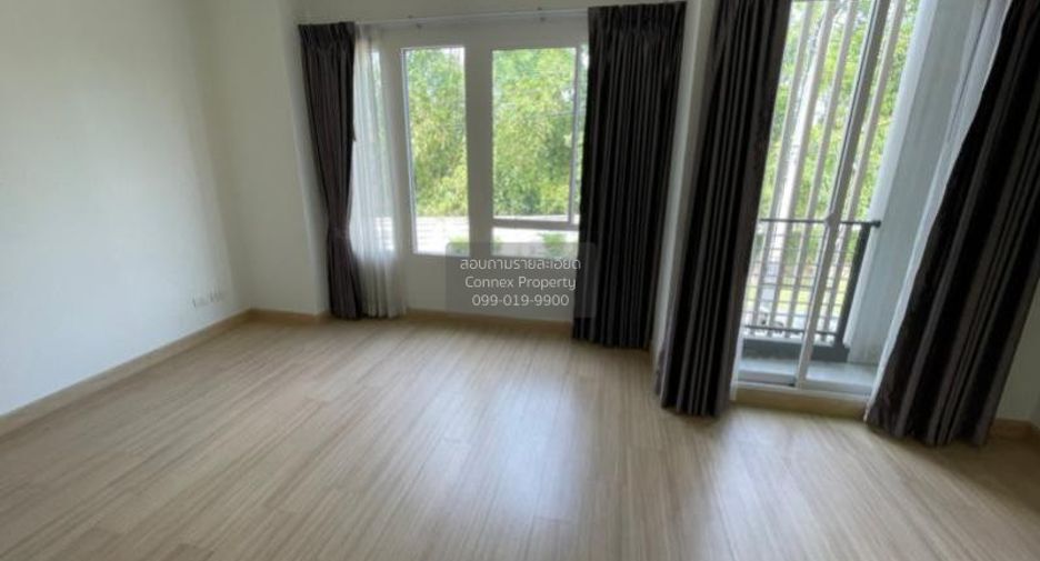 For sale 3 bedrooms townhouse in Pak Kret, Nonthaburi