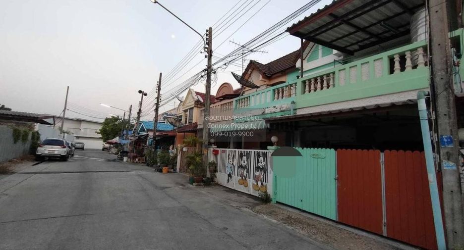 À vendre 2 chambres maison de ville à Khlong Luang, Pathum Thani