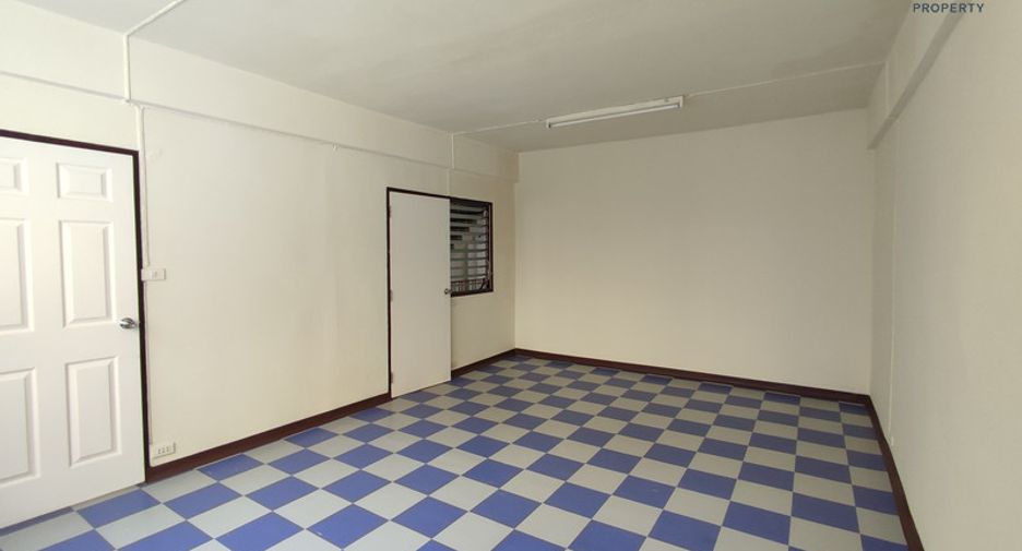 For sale 1 bed retail Space in Mueang Nonthaburi, Nonthaburi