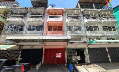 Gewerbefläche zum Kauf mit 4 Zimmer in Bang Bon, Bangkok