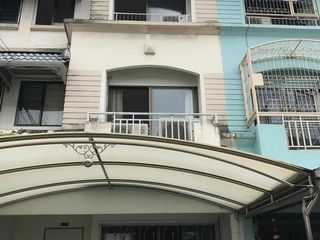 ขาย 3 ห้องนอน ทาวน์เฮ้าส์ ใน สวนหลวง, กรุงเทพฯ