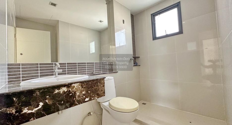 For sale 3 bedrooms townhouse in Bang Bua Thong, Nonthaburi