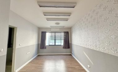 For sale 3 bedrooms townhouse in Bang Bua Thong, Nonthaburi