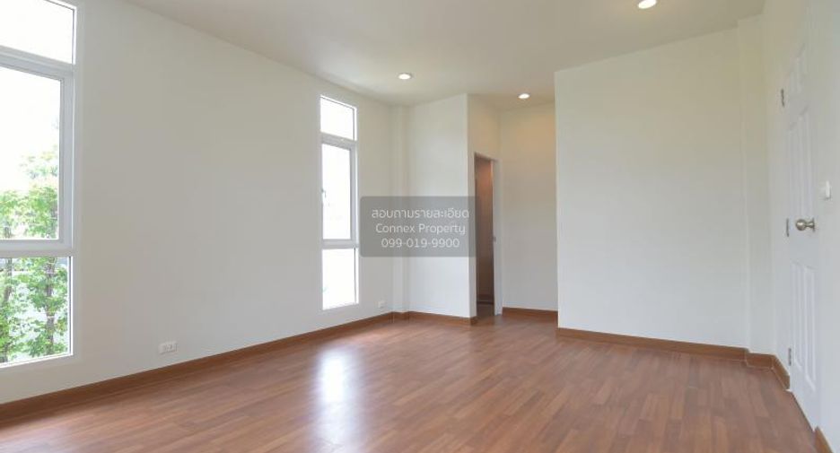 For sale 4 bedrooms house in Thanyaburi, Pathum Thani