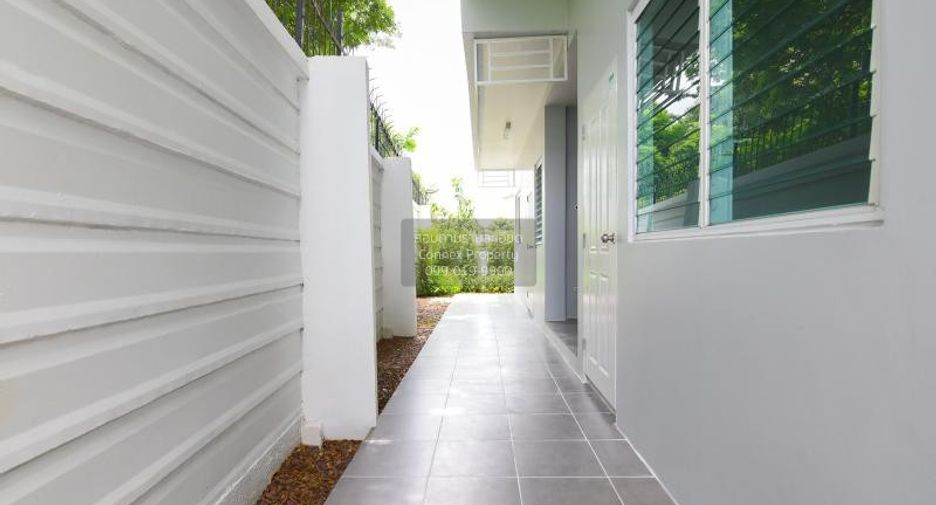 For sale 4 bedrooms house in Thanyaburi, Pathum Thani