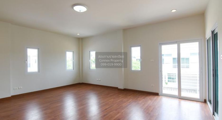 For sale 4 bedrooms house in Thanyaburi, Pathum Thani